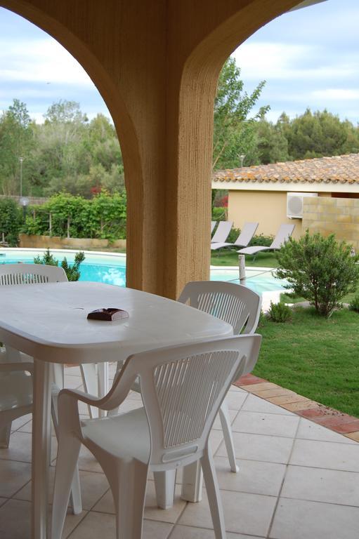I Lentischi Aparthotel Villasimius Luaran gambar