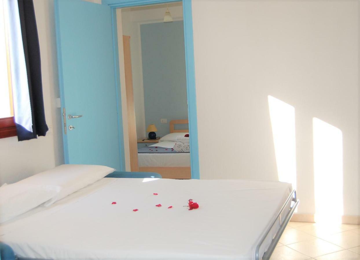 I Lentischi Aparthotel Villasimius Luaran gambar