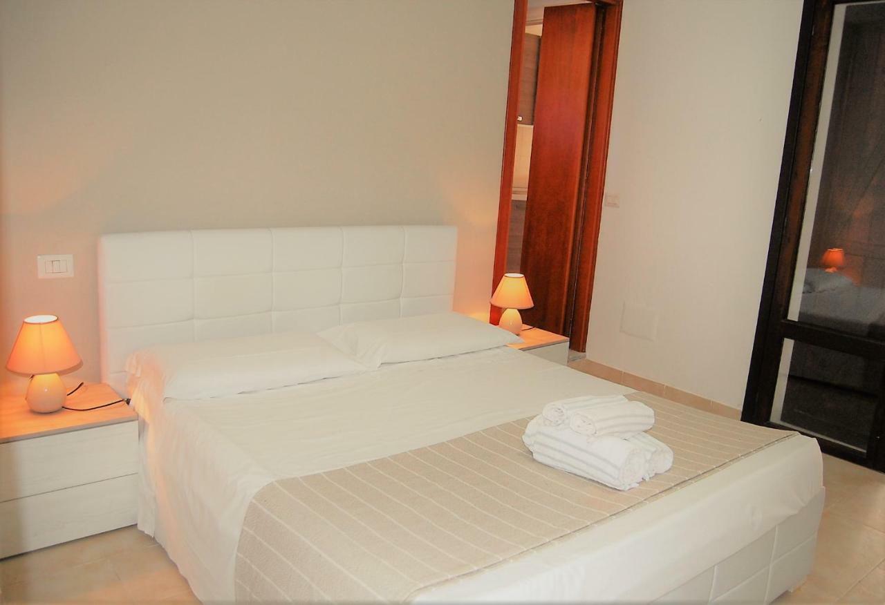 I Lentischi Aparthotel Villasimius Luaran gambar