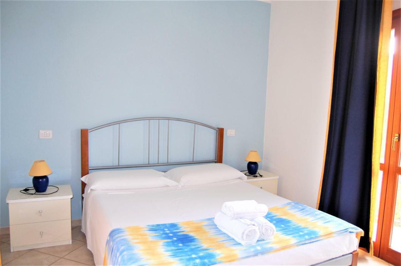 I Lentischi Aparthotel Villasimius Luaran gambar
